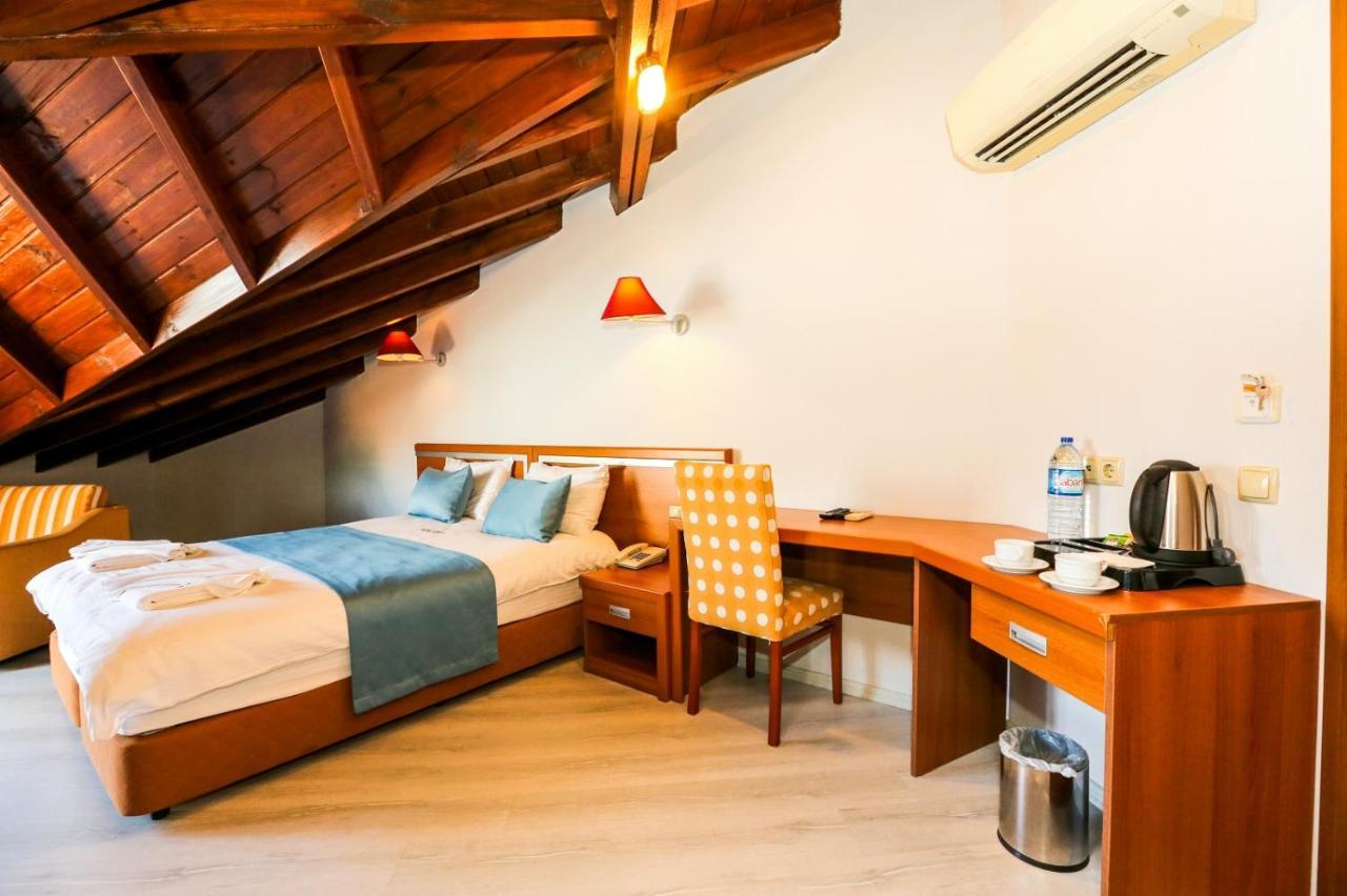 Gocek Unlu Hotel エクステリア 写真